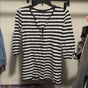 striped 3/4 sleeve tshirt
